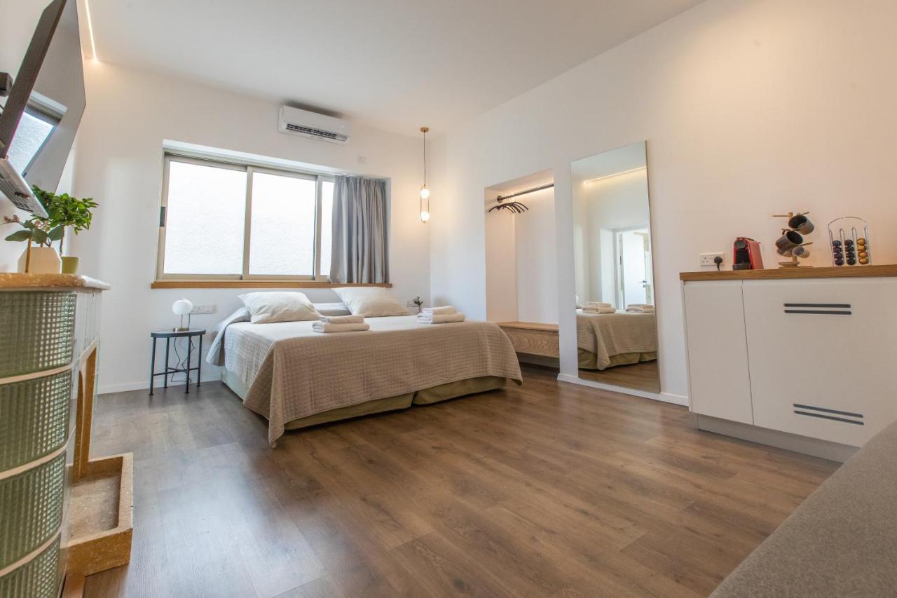 Rooms - Unique Staying In Paphos Centre Екстериор снимка