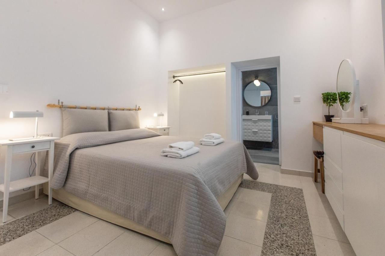 Rooms - Unique Staying In Paphos Centre Екстериор снимка